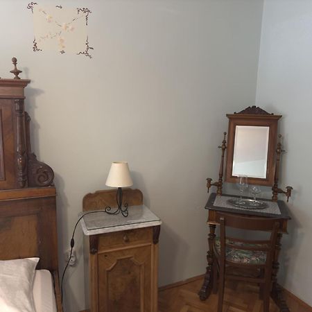 Guesthouse Kuća na šterne Lovran Eksteriør billede
