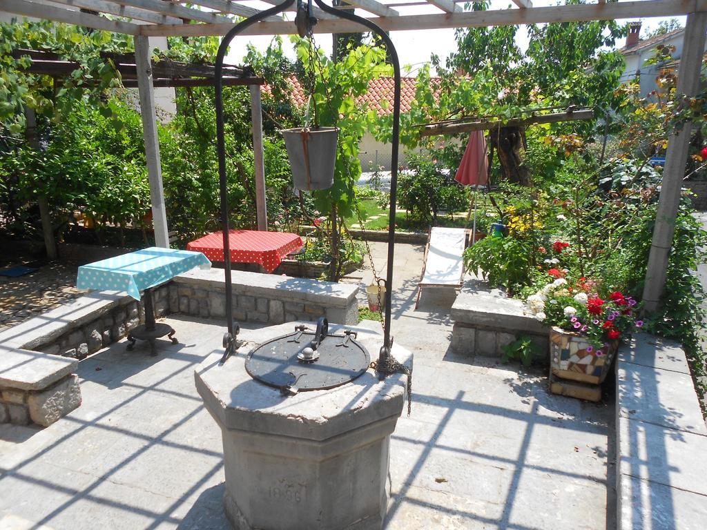 Guesthouse Kuća na šterne Lovran Eksteriør billede