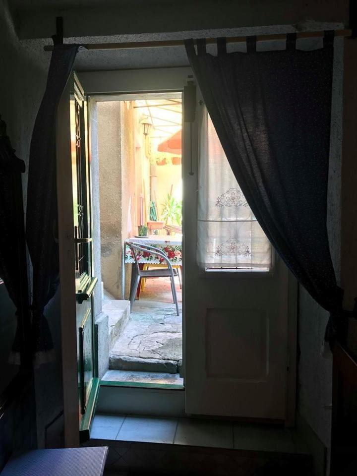 Guesthouse Kuća na šterne Lovran Eksteriør billede