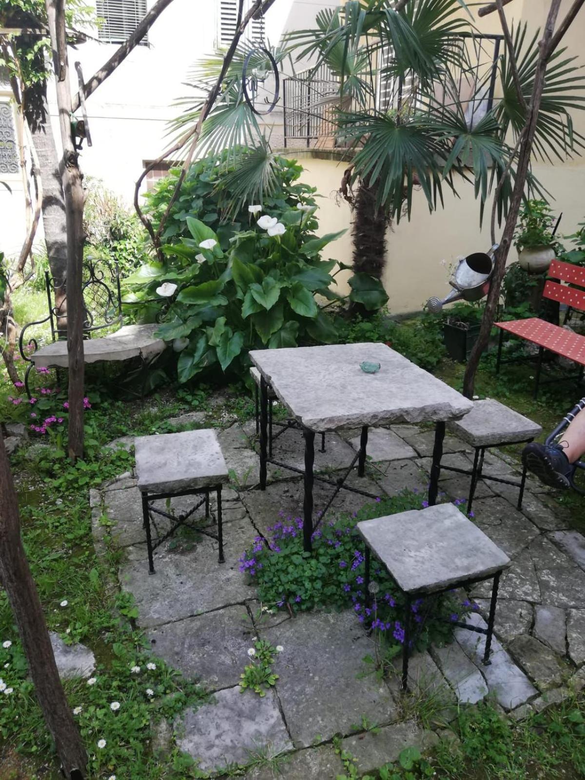 Guesthouse Kuća na šterne Lovran Eksteriør billede